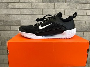 Кросівки Nike Zoom Court NXT HC 15-1 фото